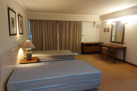 Кондоминиум с 2 спальнями в Клонг Тоэй, Бангкок, Таиланд № 138564 - фото 4