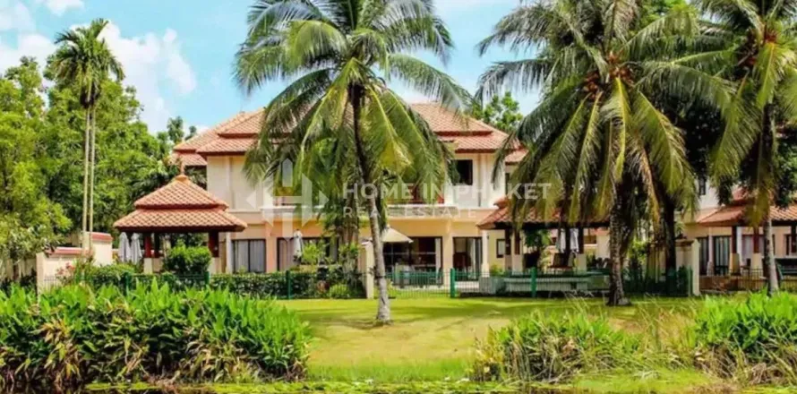 Maison à Phuket, Thaïlande 4 chambres № 162714