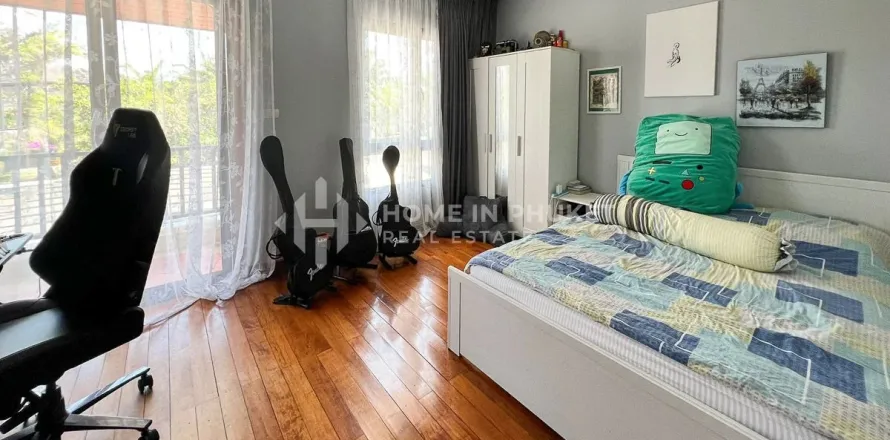 Maison à Phuket, Thaïlande 4 chambres № 162715