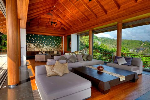 House in Phuket, Thailand 4 bedrooms № 181091 - photo 11