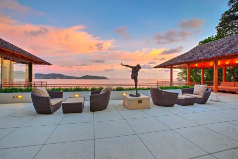 House in Phuket, Thailand 4 bedrooms № 181091 - photo 24