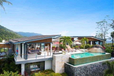 Villa in Ko Samui, Thailand 5 bedrooms № 140889 - photo 1