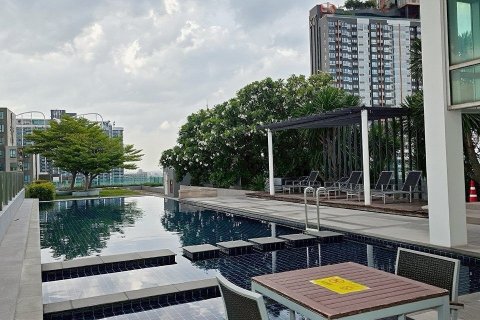 Studio in the Condo in Huai Khwang, Bangkok, Thailand  № 140887 - photo 13
