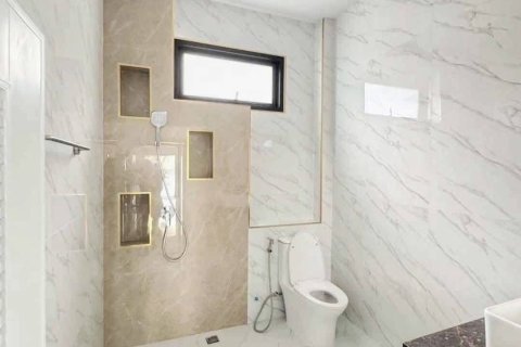 House in Surat Thani, Thailand 3 bedrooms № 170616 - photo 7