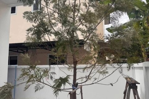 House in Surat Thani, Thailand 3 bedrooms № 170616 - photo 15