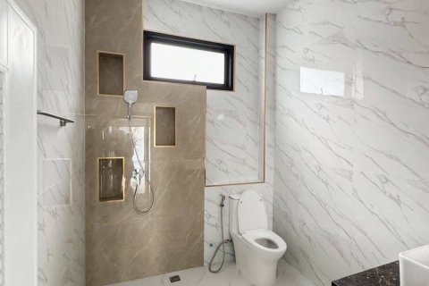 House in Surat Thani, Thailand 3 bedrooms № 170616 - photo 21