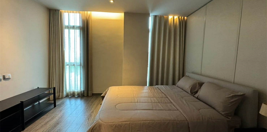 Condo à Bangkok, Thaïlande, 3 chambres № 189821