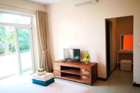 House in Pattaya, Thailand 4 bedrooms № 157649 - photo 3