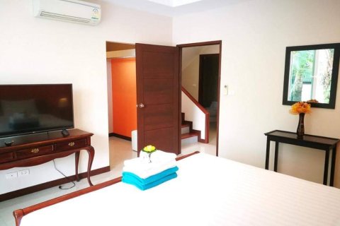 House in Pattaya, Thailand 4 bedrooms № 157649 - photo 7