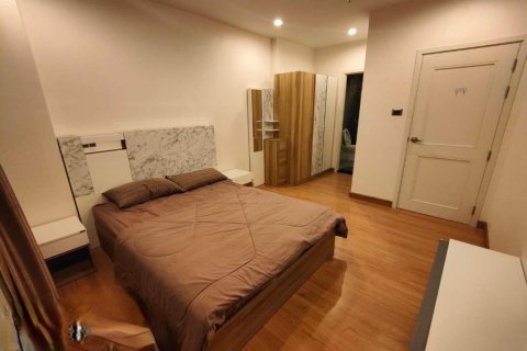 Condo in Bangkok, Thailand, 1 bedroom  № 157647 - photo 15