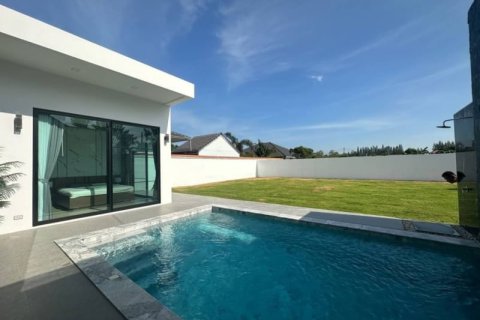 House in Pattaya, Thailand 3 bedrooms № 157651 - photo 5