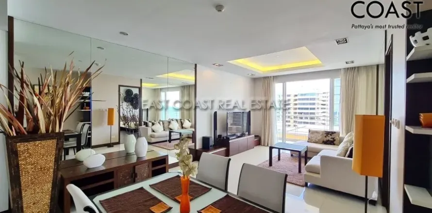 Condominio de 2 dormitorios en Jomtien Beach, Pattaya, Tailandia № 213669
