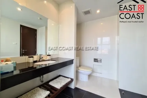 Condominio de 2 dormitorios en Jomtien Beach, Pattaya, Tailandia № 213669 - foto 16