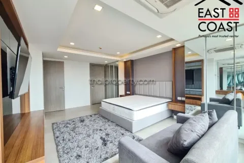 Condominio de 2 dormitorios en Jomtien Beach, Pattaya, Tailandia № 213671 - foto 13