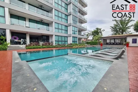 Condominio de 2 dormitorios en Jomtien Beach, Pattaya, Tailandia № 213671 - foto 30