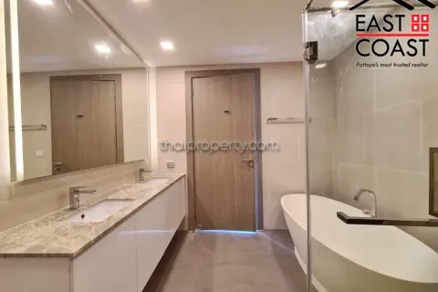 Condominio de 2 dormitorios en Jomtien Beach, Pattaya, Tailandia № 213671 - foto 18