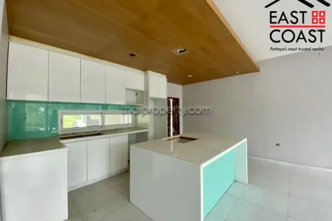 Estudio en Pattaya, Tailandia № 213673 - foto 8