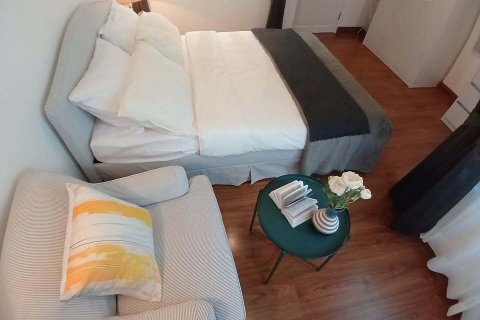 Студия в кондо в Банг Раке, Бангкок, Таиланд № 158333