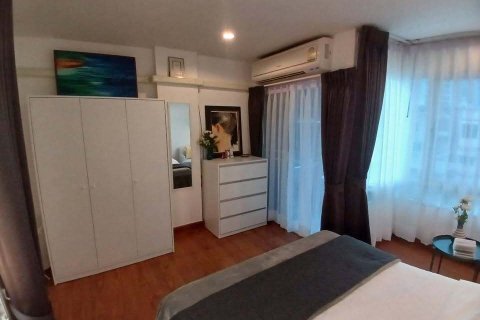 Studio in the Condo in Bang Rak, Bangkok, Thailand  № 158333 - photo 14