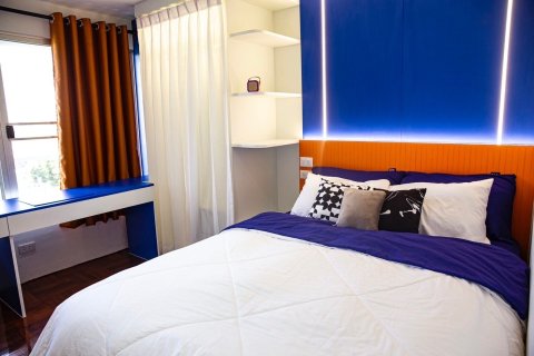 Condo à Suan Luang, Bangkok, Thaïlande, 2 chambres  № 158338