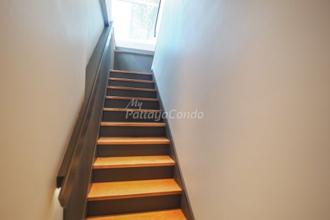 House in Bang Lamung, Thailand 5 bedrooms № 113556 - photo 10