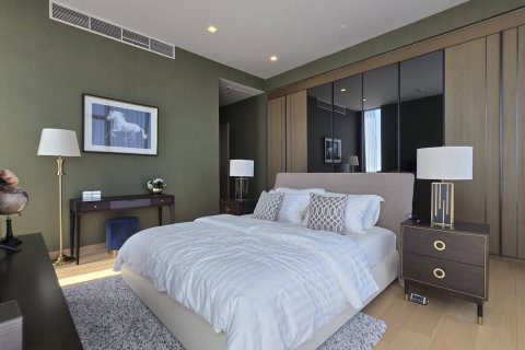Condo in Bangkok, Thailand, 3 bedrooms  № 181137 - photo 10