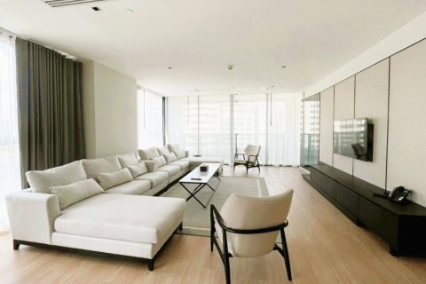 Penthouse in Bangkok, Thailand 4 bedrooms № 181136