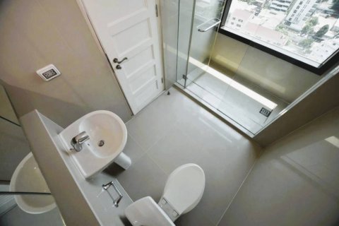 Condo à Bangkok, Thaïlande, 3 chambres  № 181139 - photo 12
