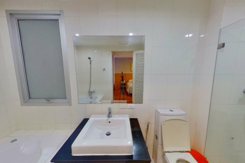 Condo à Watthana, Bangkok, Thaïlande, 3 chambres  № 164528 - photo 8