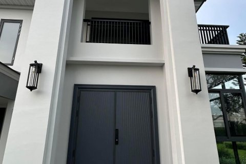 Вилла в Бангкоке, Таиланд с 4 спальнями  № 133711 - фото 7