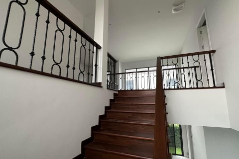 Вилла в Бангкоке, Таиланд с 4 спальнями  № 133711 - фото 16