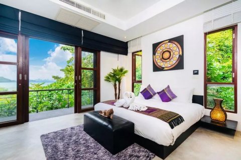Villa in Phuket, Thailand 4 bedrooms № 133714 - photo 6