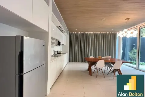 Casa de 3 dormitorios en Jomtien Beach, Pattaya, Tailandia № 210984 - foto 15
