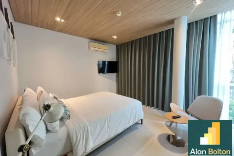 Casa de 3 dormitorios en Jomtien Beach, Pattaya, Tailandia № 210984 - foto 4