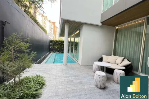 Casa de 3 dormitorios en Jomtien Beach, Pattaya, Tailandia № 210984 - foto 3