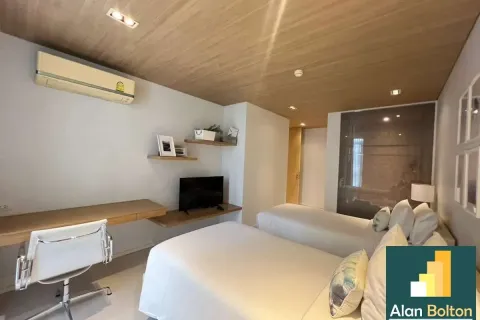 Casa de 3 dormitorios en Jomtien Beach, Pattaya, Tailandia № 210984 - foto 5