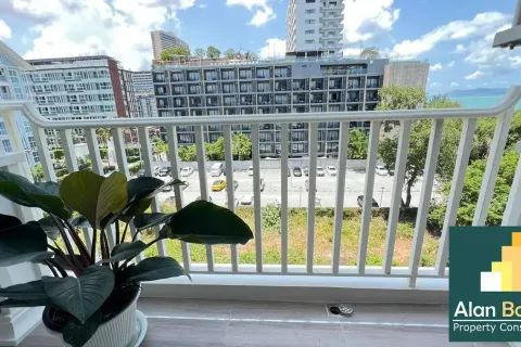 Condominio de 1 dormitorio en Pattaya, Tailandia № 210980 - foto 4
