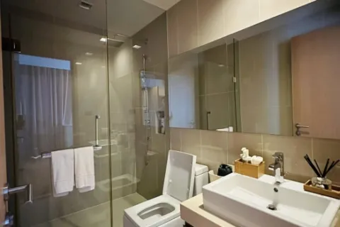 Eigentumswohnung in Watthana, Bangkok, Thailand, 3 Schlafzimmer № 215052 - Foto 16