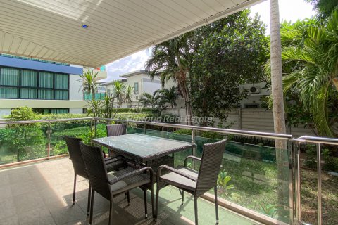 Condo in Pattaya, Thailand, 2 bedrooms № 191266 - photo 16