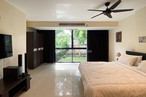 Condo in Pattaya, Thailand, 2 bedrooms № 191266 - photo 11