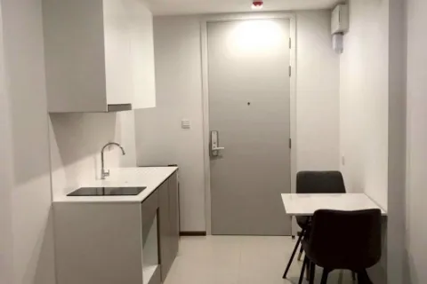 Eigentumswohnung in Watthana, Bangkok, Thailand, 1 Schlafzimmer № 219030 - Foto 2