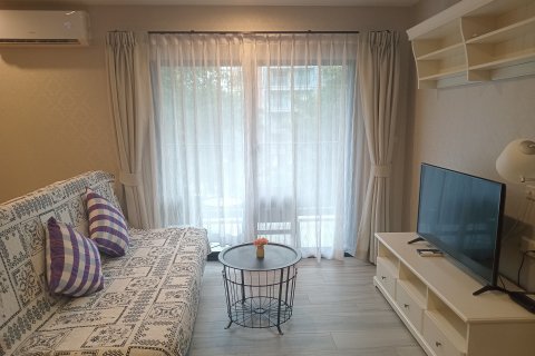 Studio in the Condo in Phuket, Thailand  № 139773