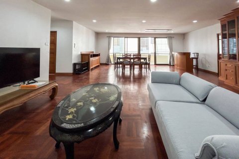 Кондоминиум с 2 спальнями в Бангкоке, Таиланд № 160978 - фото 5