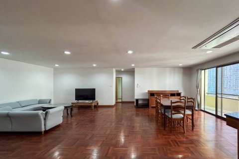 Кондоминиум с 2 спальнями в Бангкоке, Таиланд № 160978 - фото 3