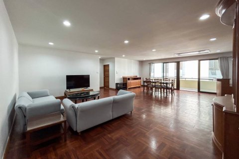 Кондоминиум с 2 спальнями в Бангкоке, Таиланд № 160978 - фото 4