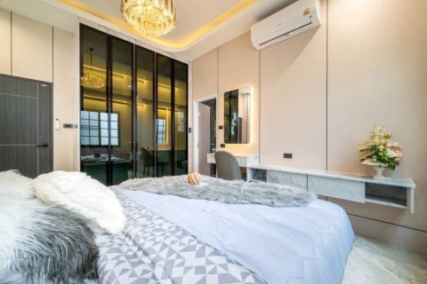 Вилла в Паттайе, Таиланд с 3 спальнями № 160976 - фото 9