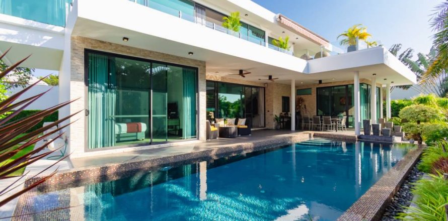 Villa in Hua Hin, Thailand 4 bedrooms № 157435