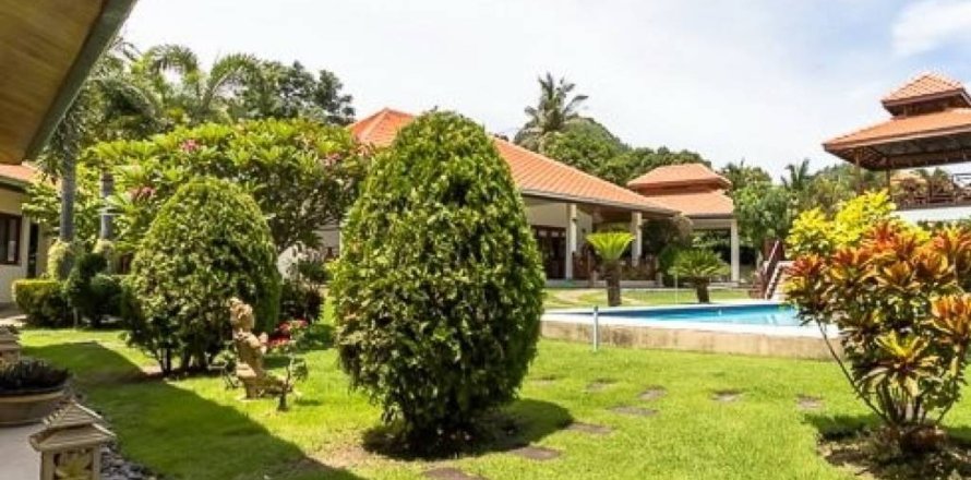 Villa in Hua Hin, Thailand 5 bedrooms № 157436