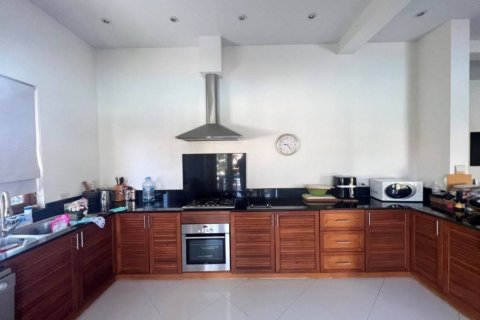Villa in Hua Hin, Thailand 5 bedrooms № 157436 - photo 7
