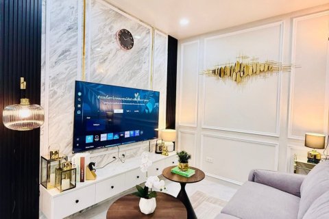 Студия в кондо в Паттайе, Таиланд № 147390 - фото 1